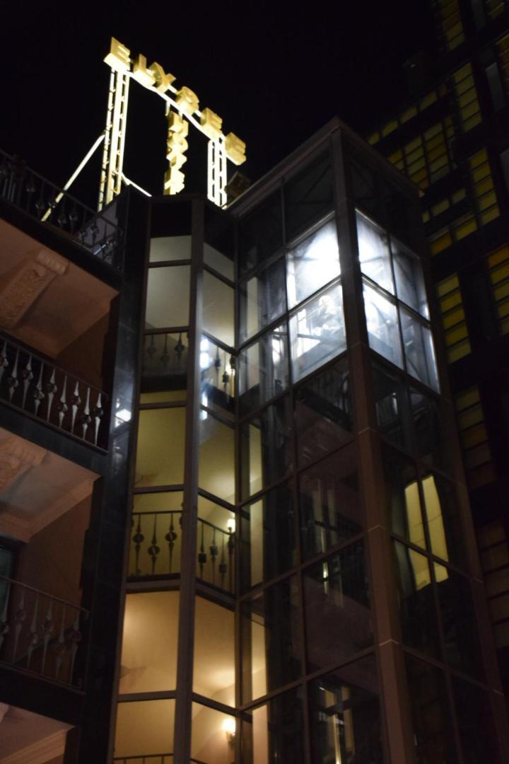 Hotel Elysee Тирана Экстерьер фото